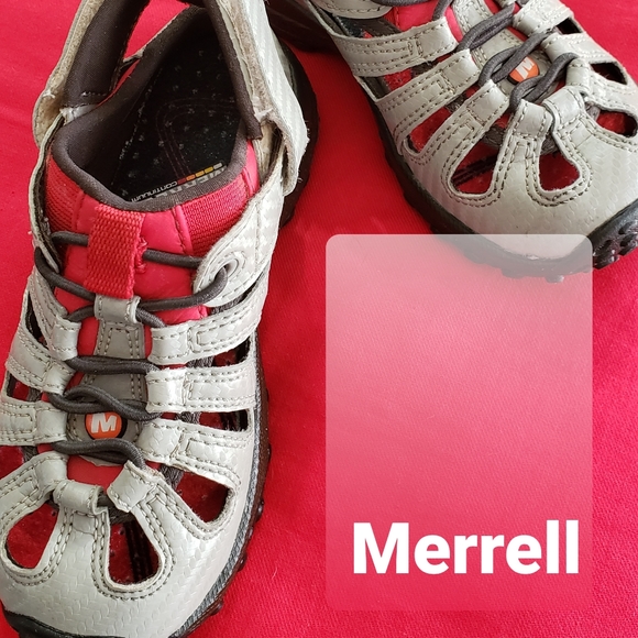 SOLD Merrell Continuum Hydro Hiking Shoes Kids Size 10 - Picture 1 of 5